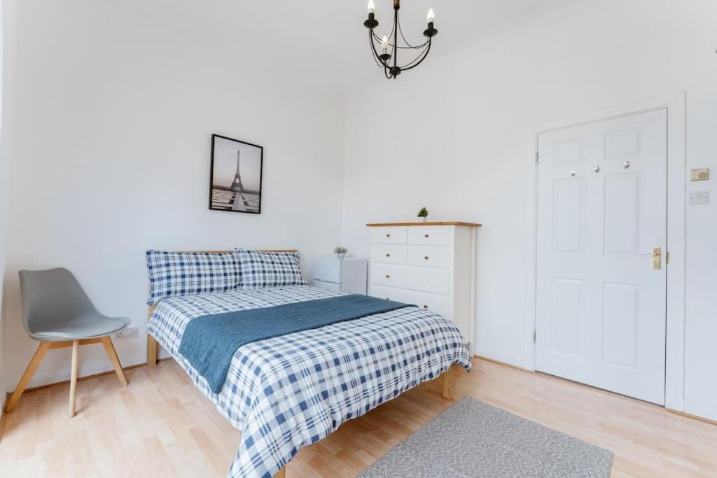 Comfortable Double Room For Your London Getaway Ngoại thất bức ảnh